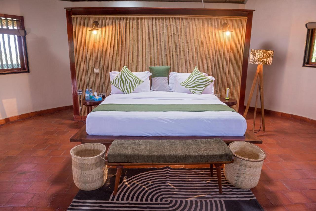 Tilenga Safari Lodge Arua Bagian luar foto