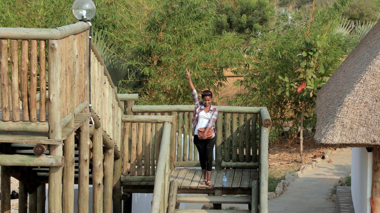 Tilenga Safari Lodge Arua Bagian luar foto